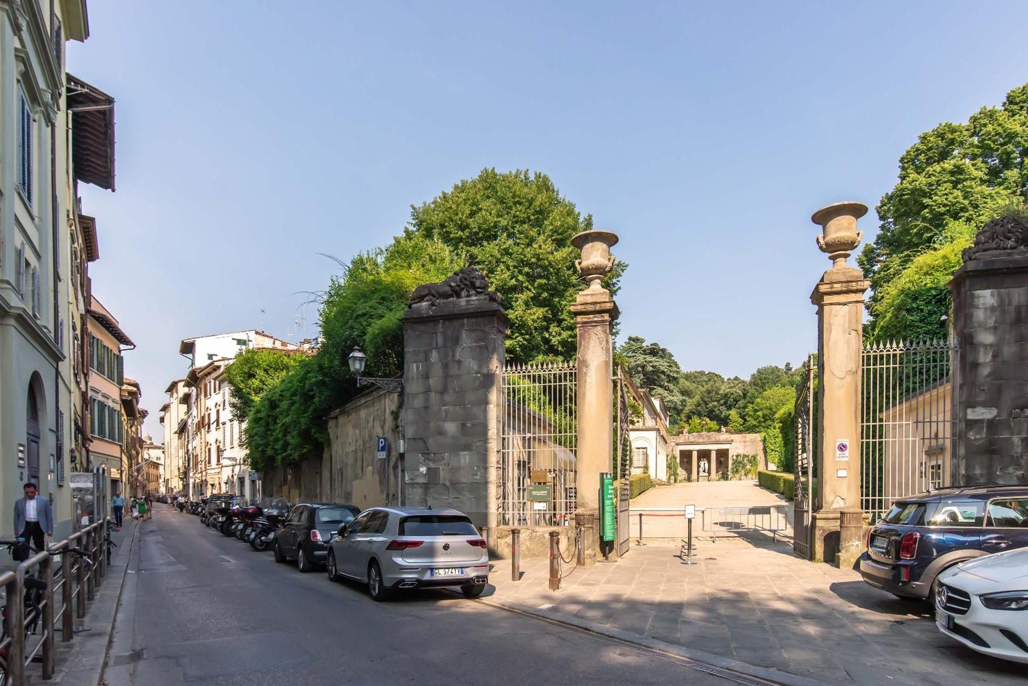 The Closest To The Boboli Gardens Florence Exterior photo